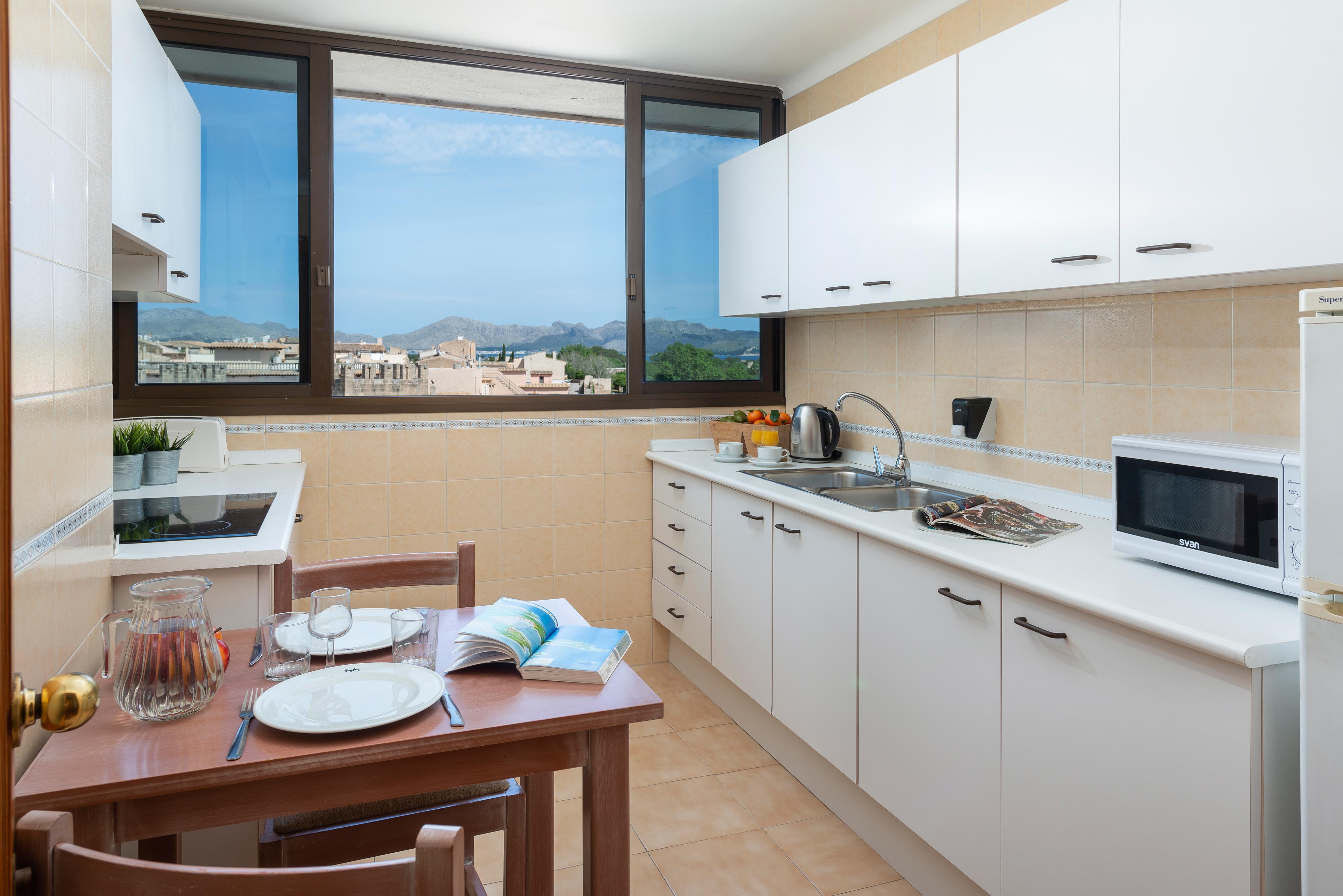 Apartamentos Carlos V Alcudia  Bagian luar foto
