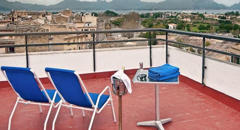 Apartamentos Carlos V Alcudia  Bagian luar foto