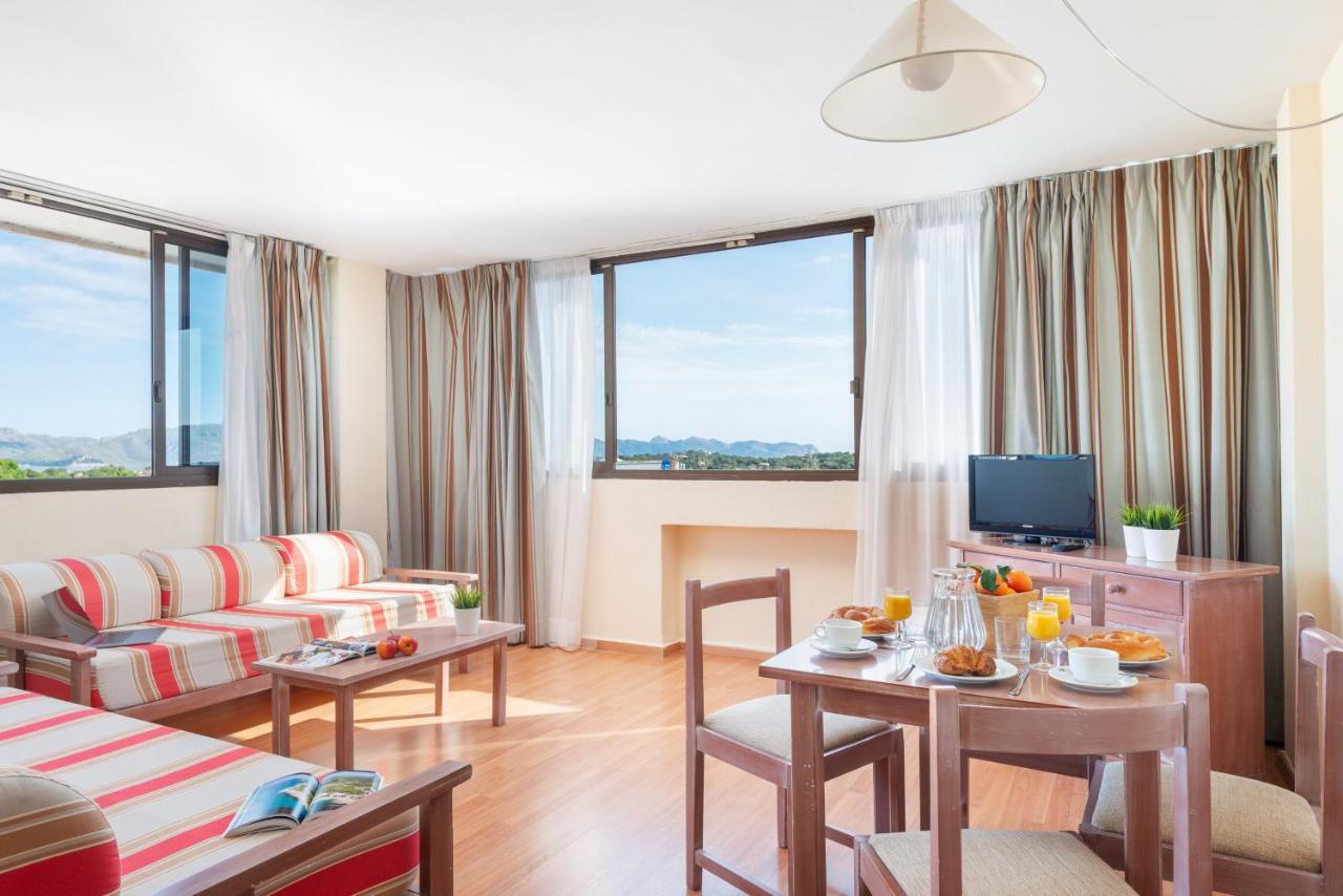 Apartamentos Carlos V Alcudia  Bagian luar foto